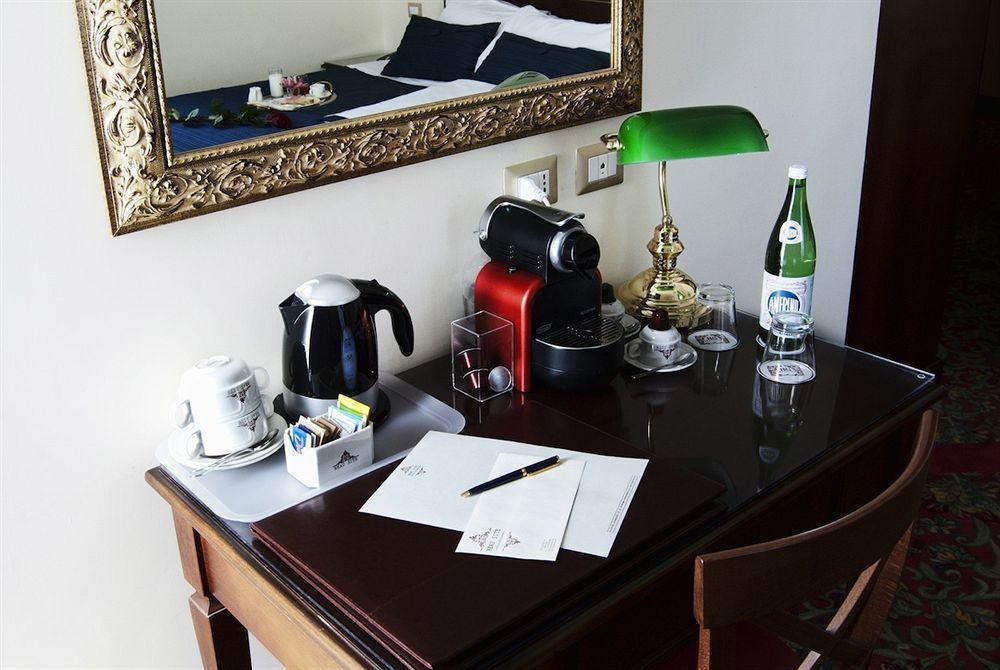 Hotel Beau Site - Antica Residenza Roma Exterior foto