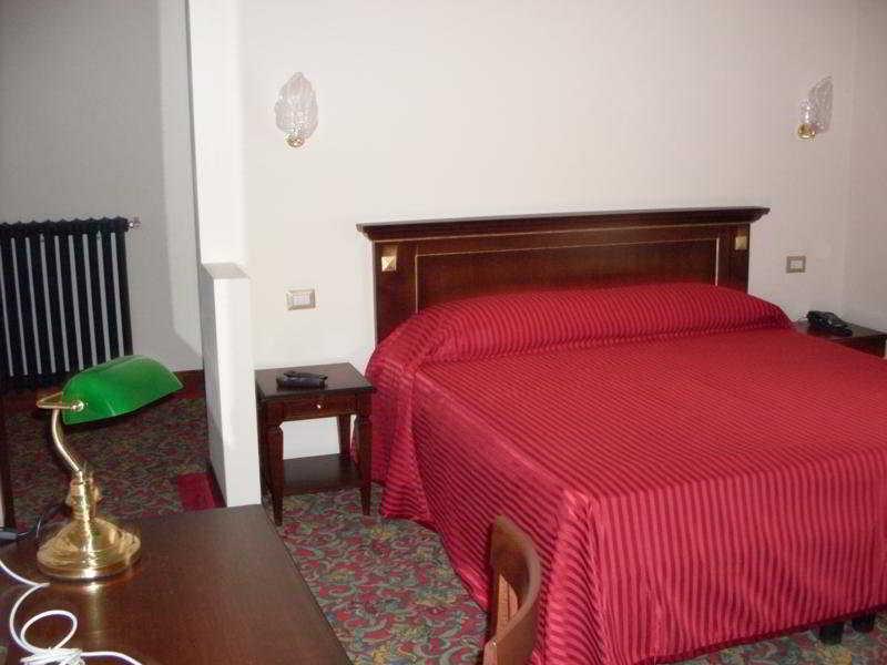 Hotel Beau Site - Antica Residenza Roma Exterior foto
